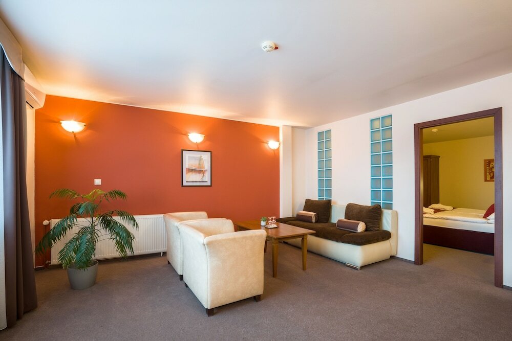 Фото Hotel Dixon