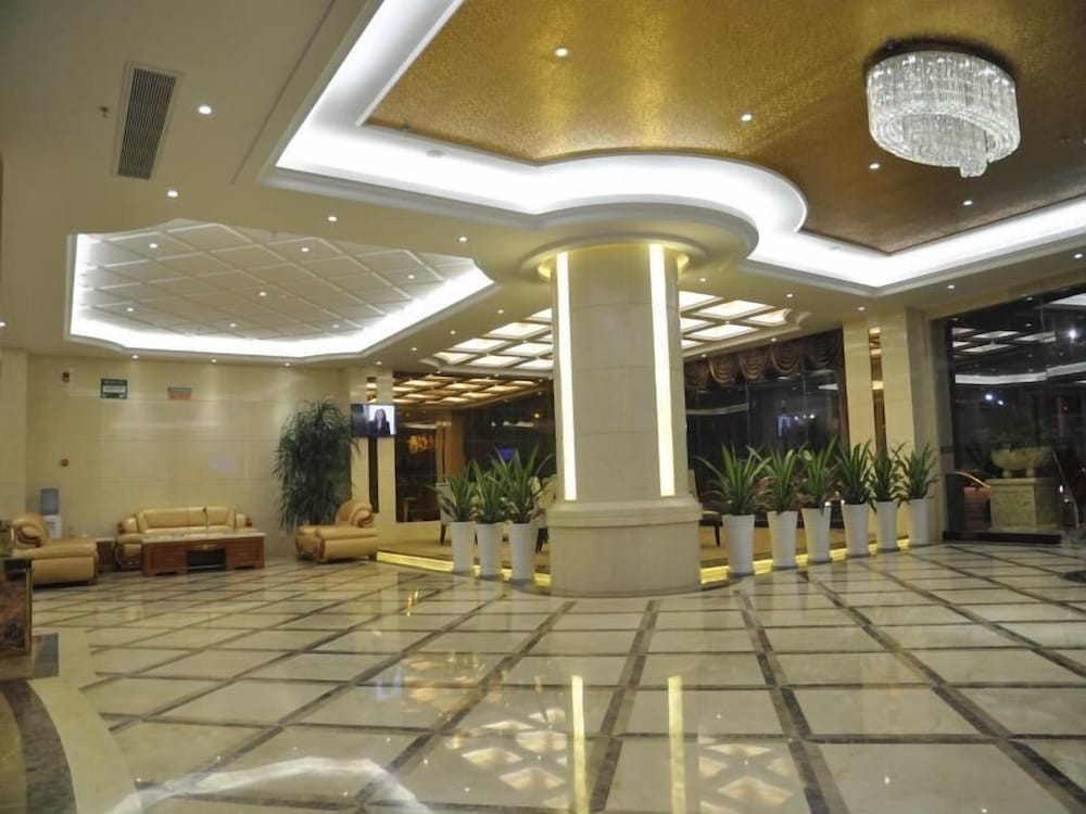 Фото GreenTree Inn Shantou Chengjiang Road Business Hotel