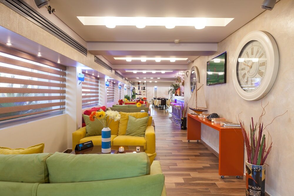 Фото Tropical Hotel