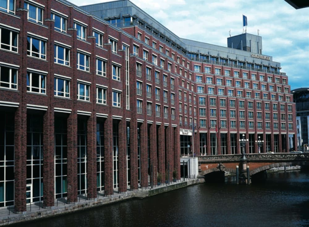 Фото Steigenberger Hotel Hamburg
