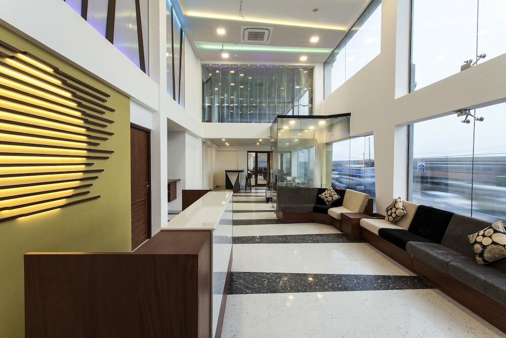 Фото The Ocean Colombo