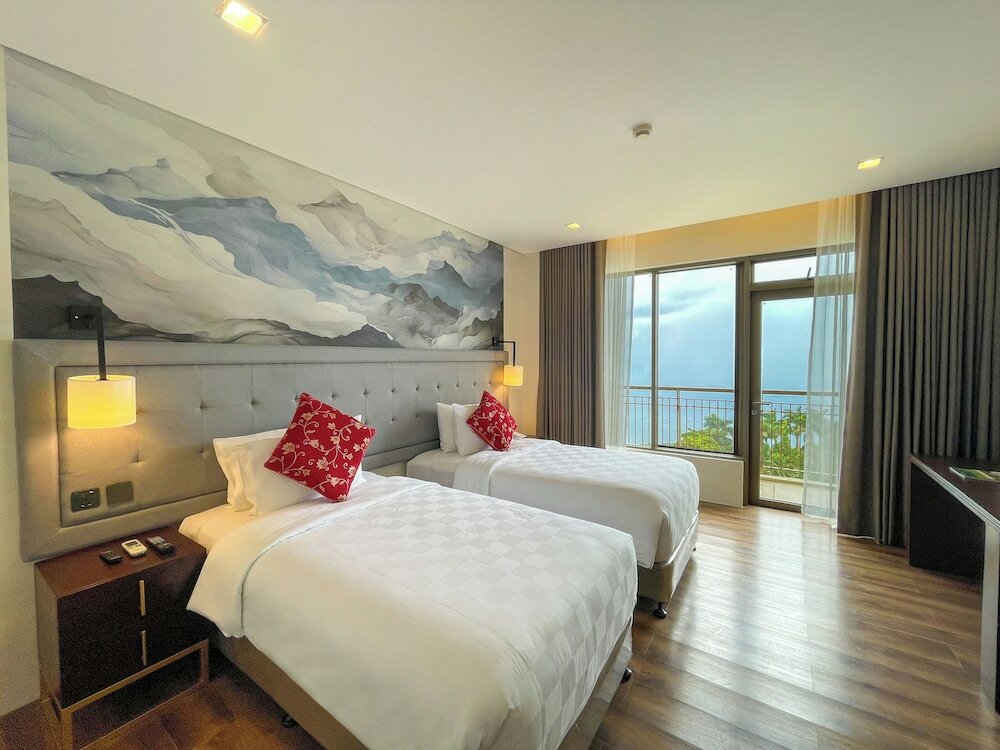 Фото Summit Ridge Tagaytay