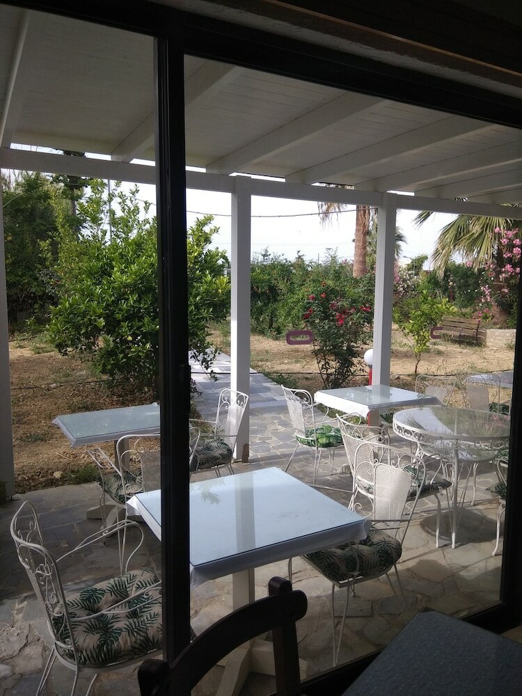 Фото Violetta Hotel