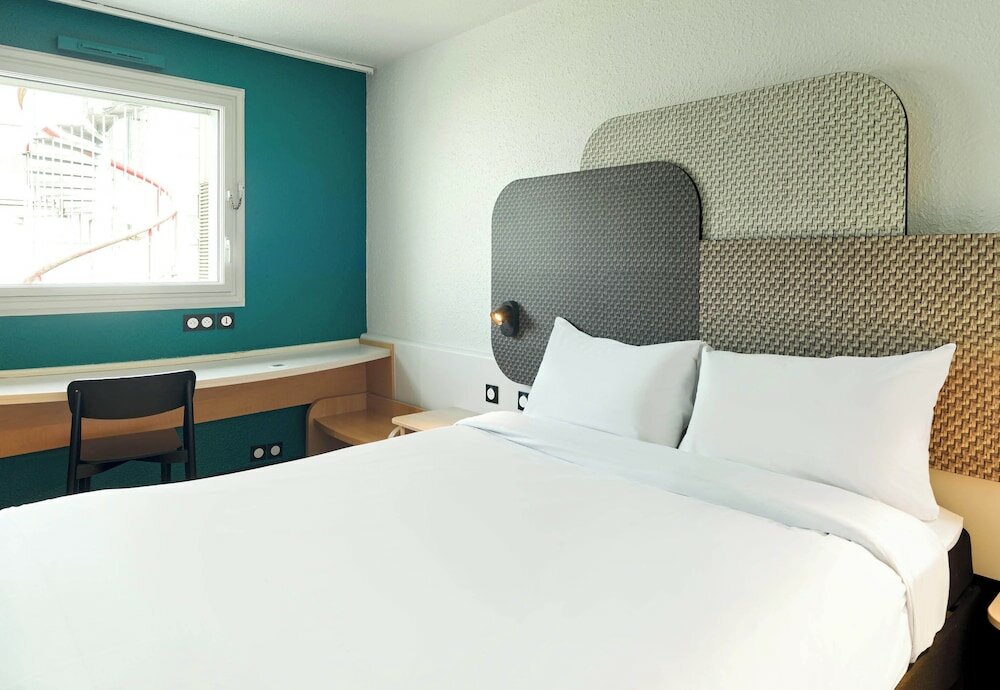 Фото B&b Hotel Versailles Le Chesnay