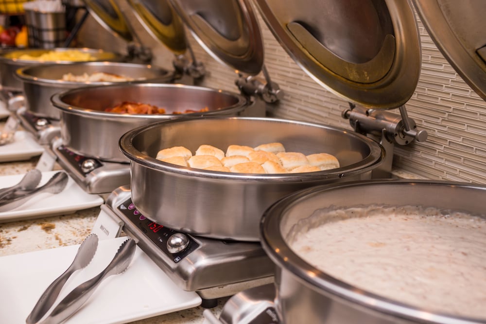 Фото Best Western Airport Albuquerque InnSuites Hotel & Suites