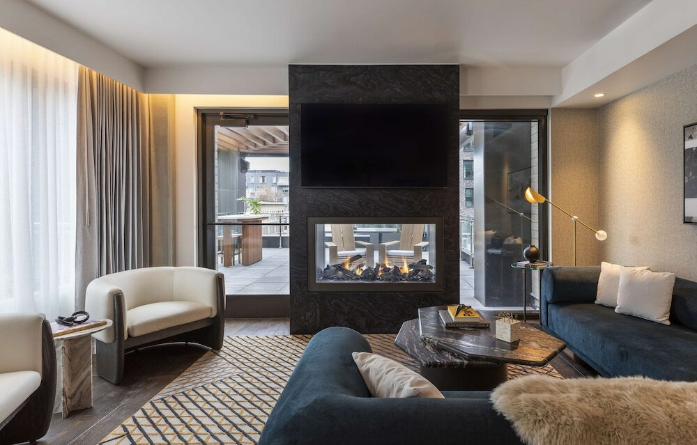 Фото Thompson Denver