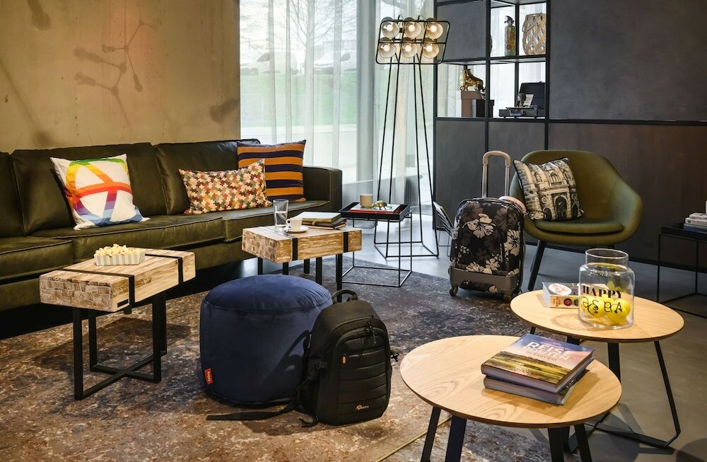 Фото Moxy Dresden Neustadt