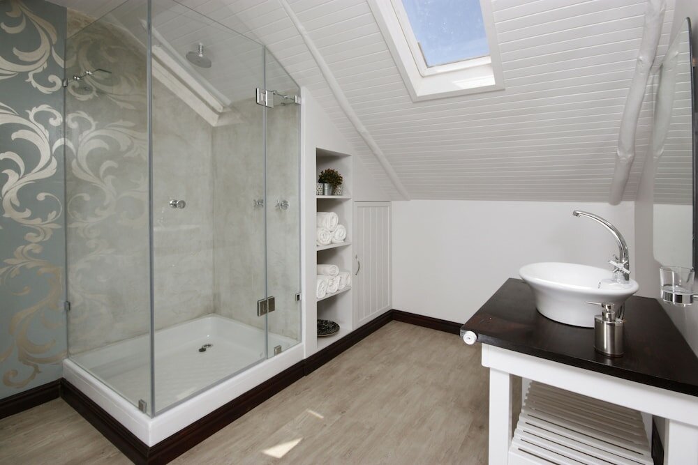 Фото The Potting Shed Guest House