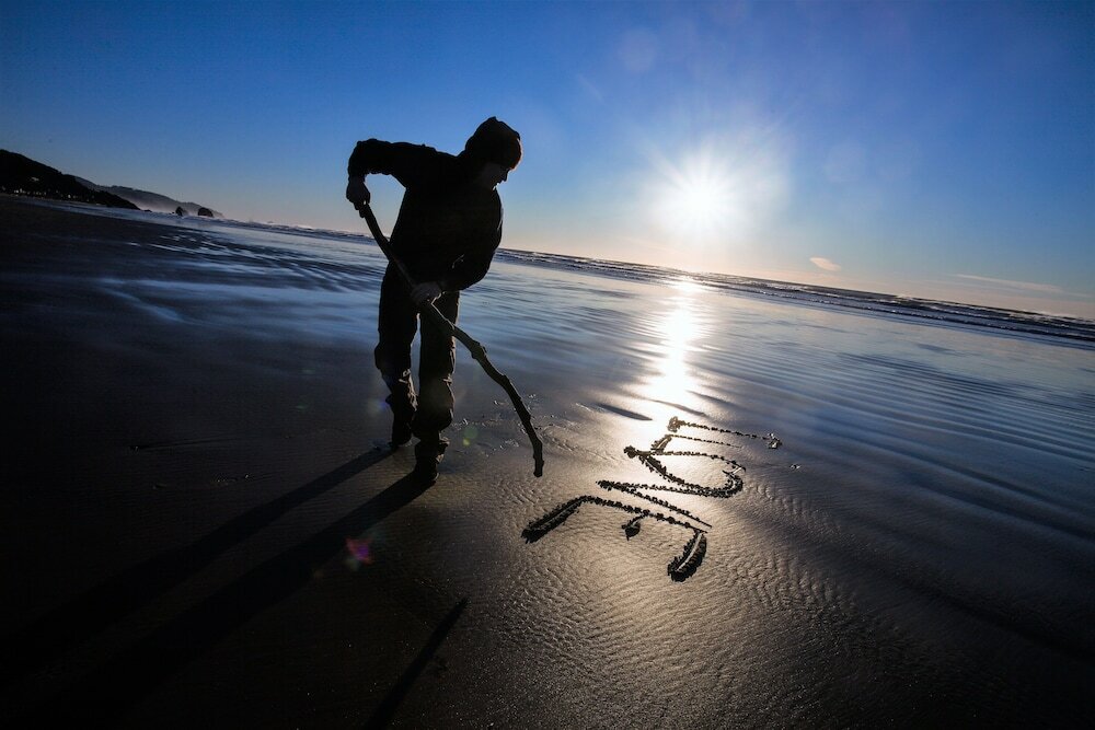 Фото Ebb Tide Oceanfront Inn