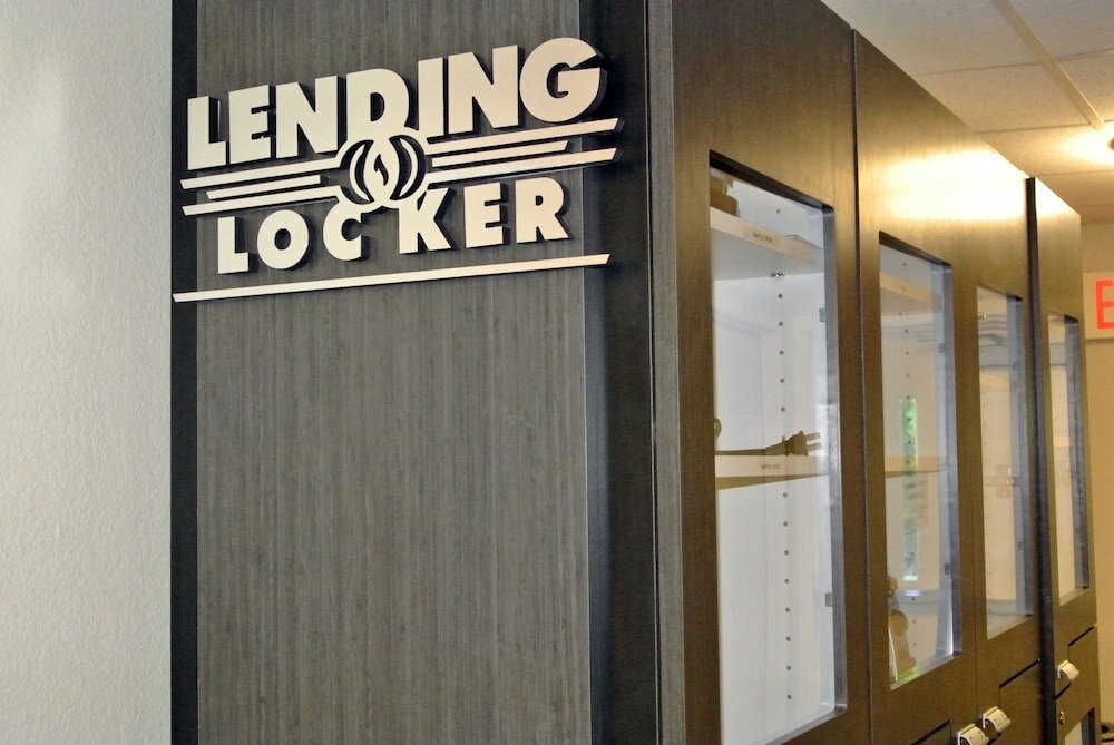 Фото Candlewood Suites Washington Dulles Sterling, an Ihg Hotel