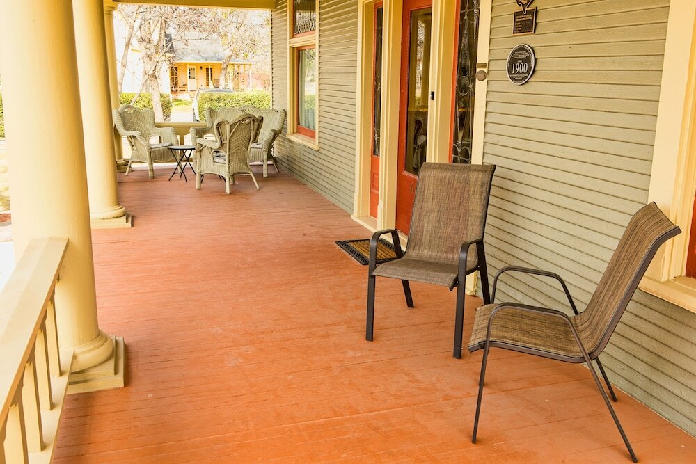 Фото Iron Horse Inn
