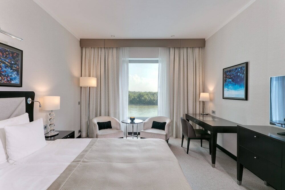 Фото Grand Hotel River Park, a Luxury Collection Hotel Bratislava