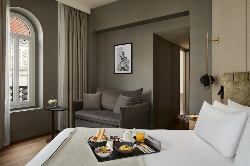 Фото Nh Collection Paris Ponthieu Champs-Élysées