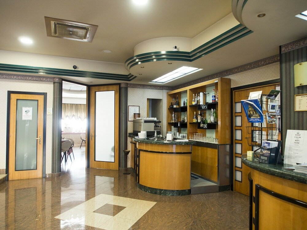 Фото Hotel Kroma