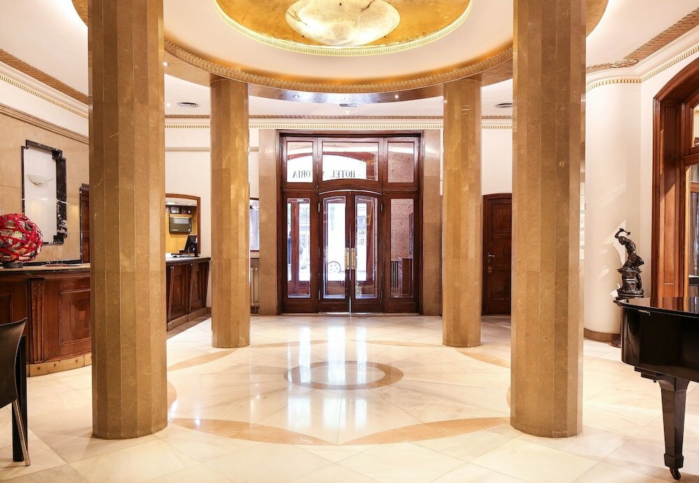 Фото Hotel Astoria