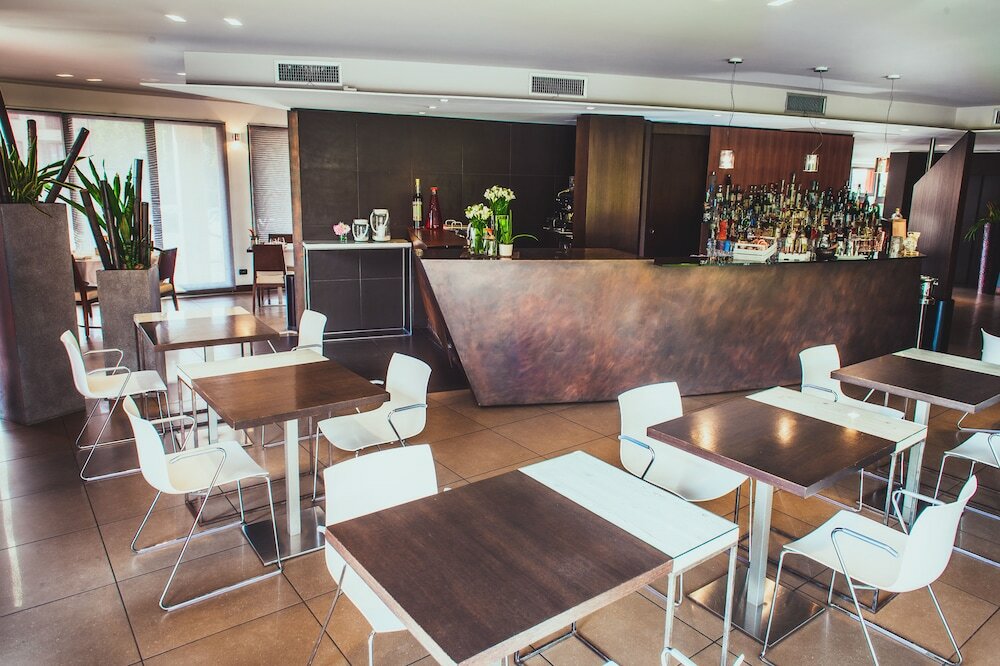 Фото Red S Redaelli Hotel