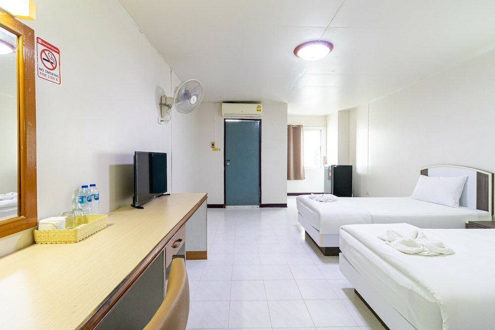 Фото Boonchai Mansion