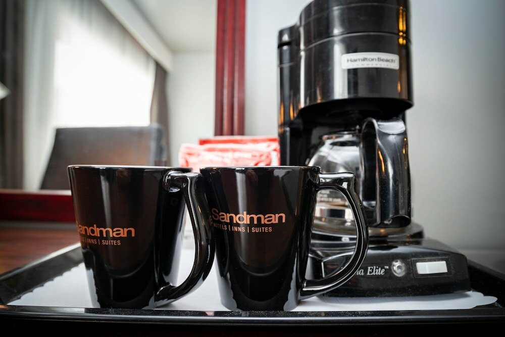 Фото Sandman Inn Cache Creek