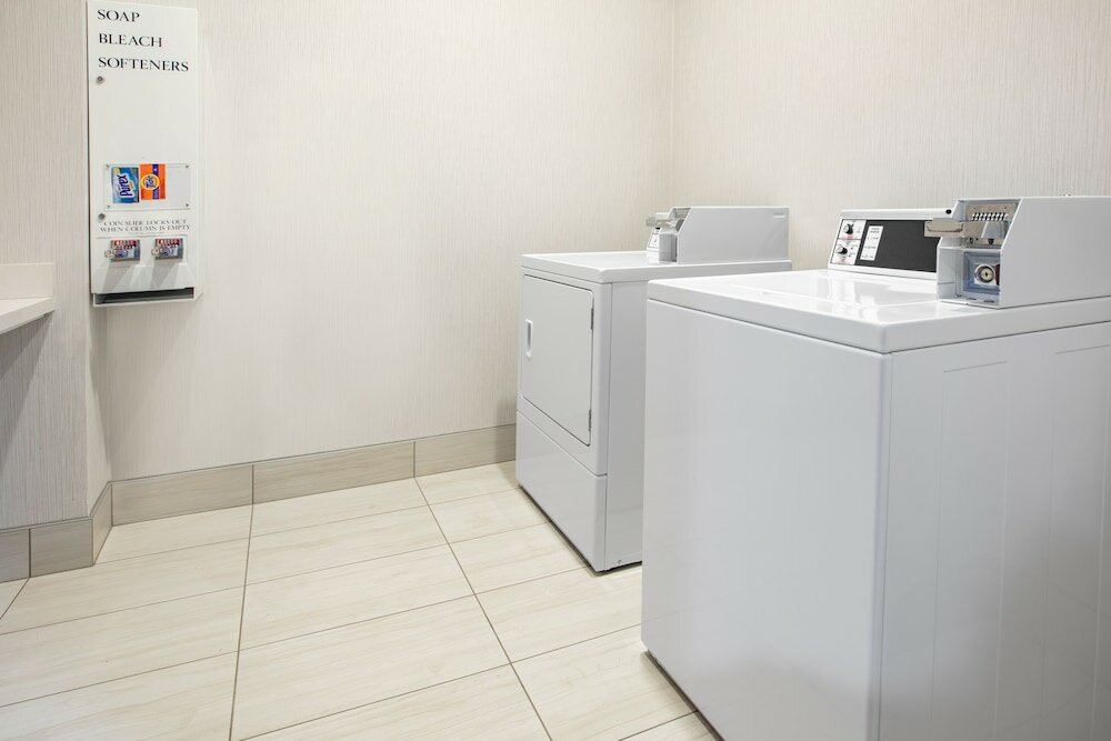 Фото Holiday Inn Express Hotel & Suites Seaside-Convention Center, an Ihg Hotel