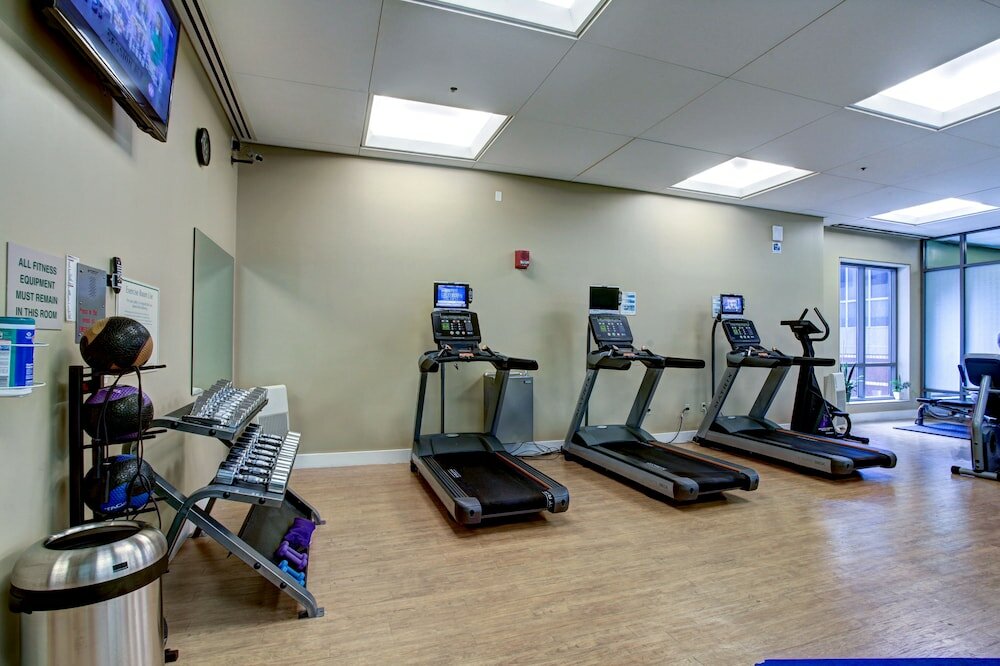 Фото Courtyard by Marriott Downtown Grand Rapids