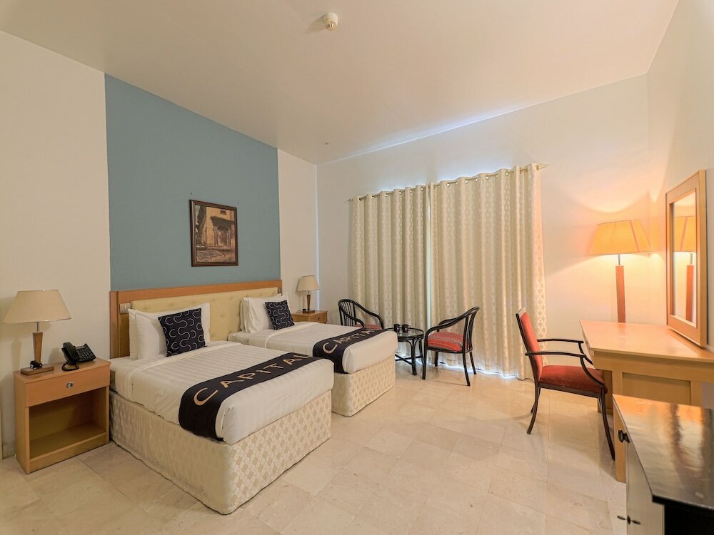 Фото Capital O133 Al Sawadi Beach Resort & SPA