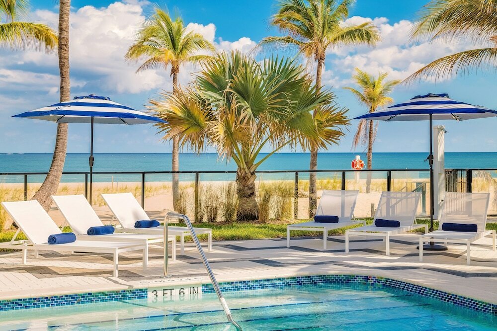 Фото Plunge Beach Resort