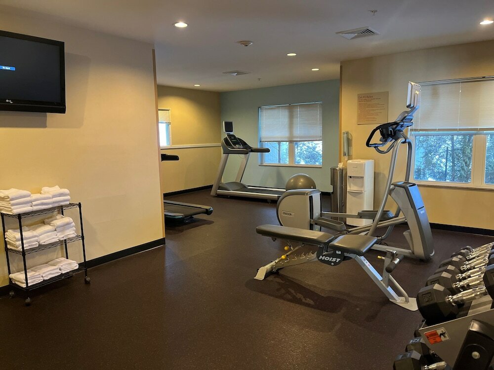 Фото TownePlace Suites by Marriott Gilford