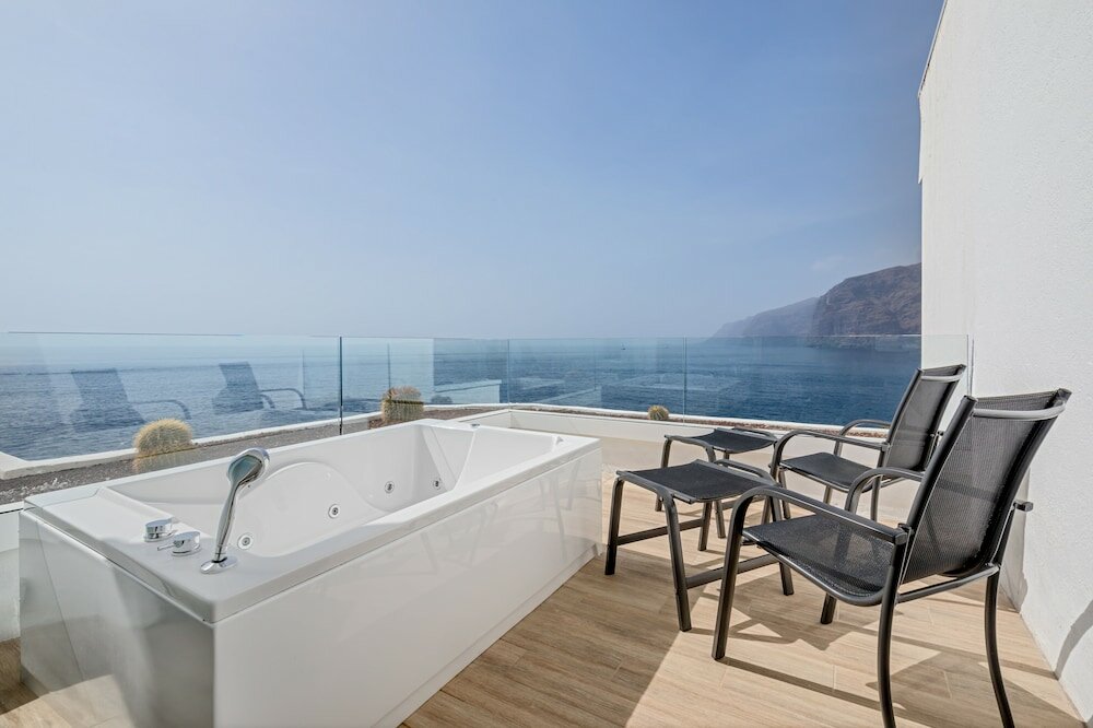 Фото Barceló Santiago