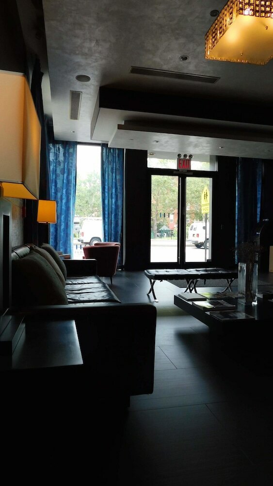 Фото The Ridge Hotel