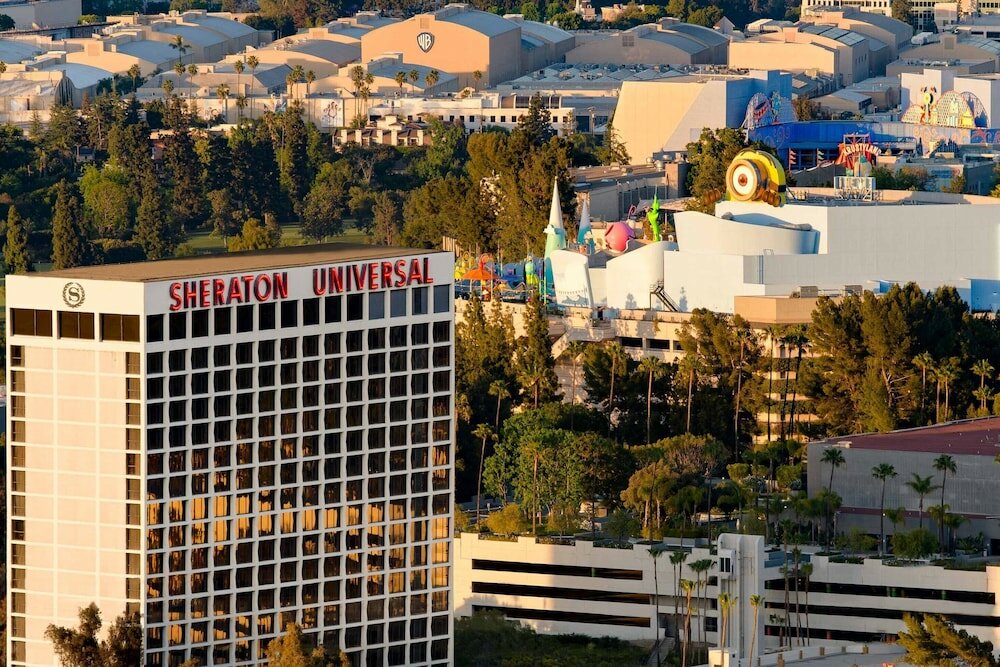Фото Sheraton Universal Hotel