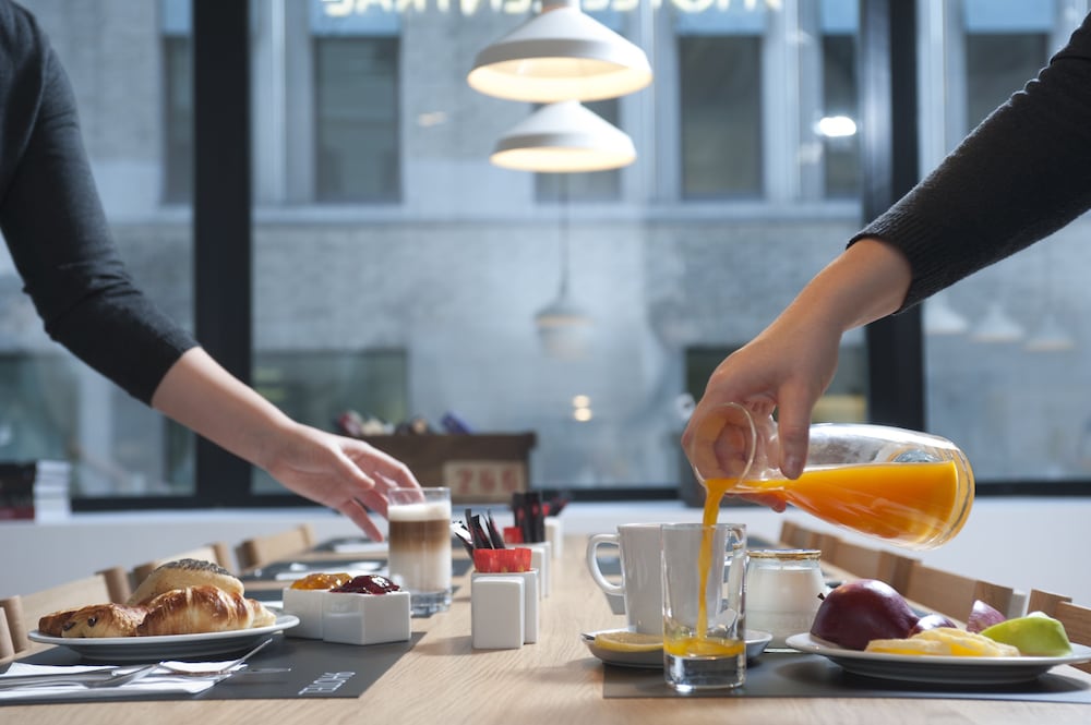 Фото 9Hotel Central