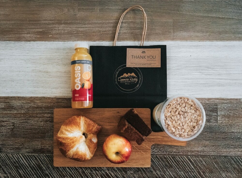 Фото Canmore Rocky Mountain Inn