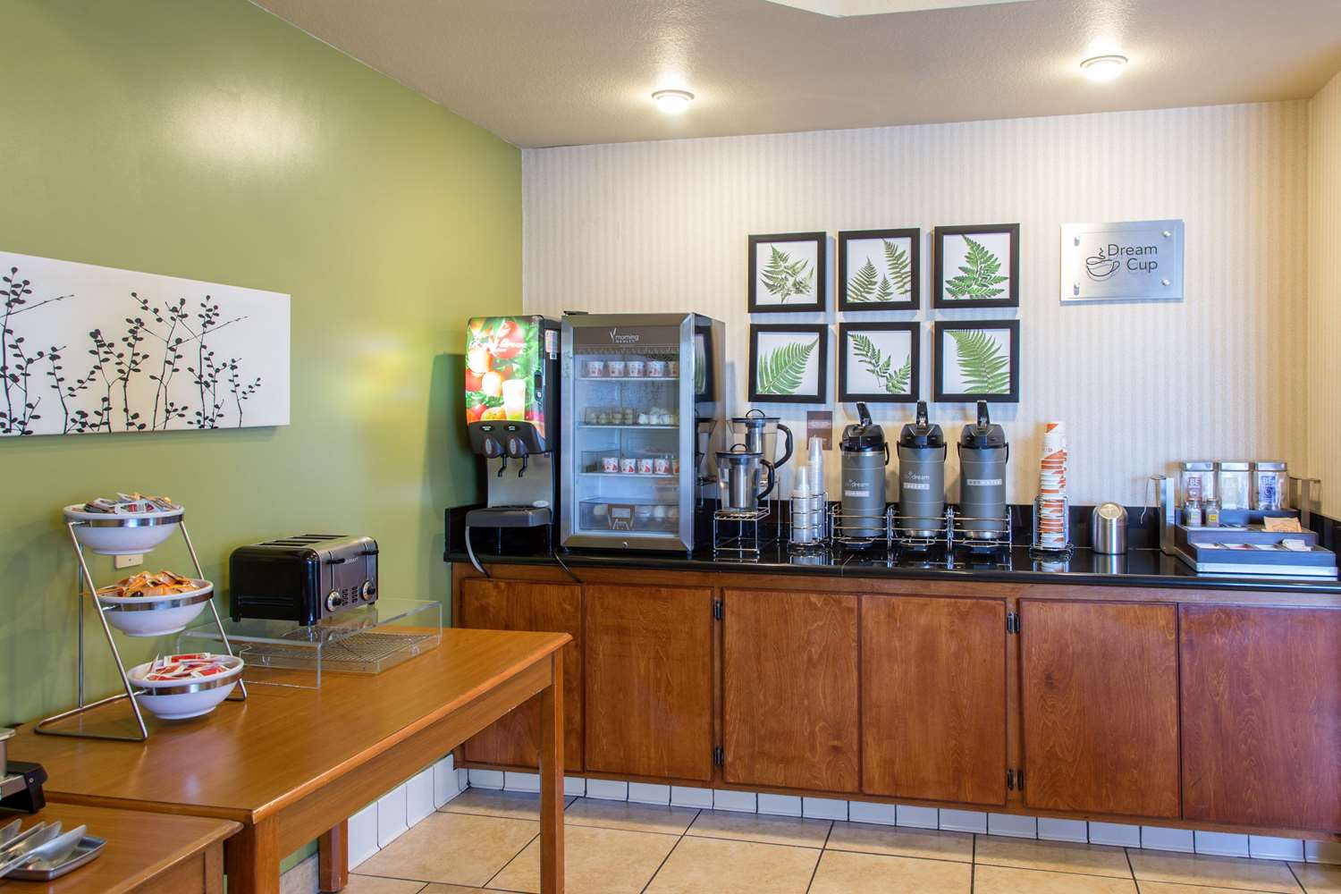 Фото Sleep Inn & Suites Bakersfield North