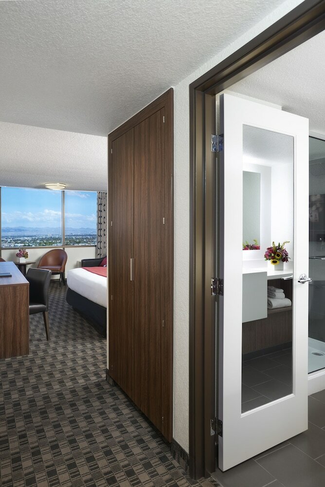 Фото The D Las Vegas