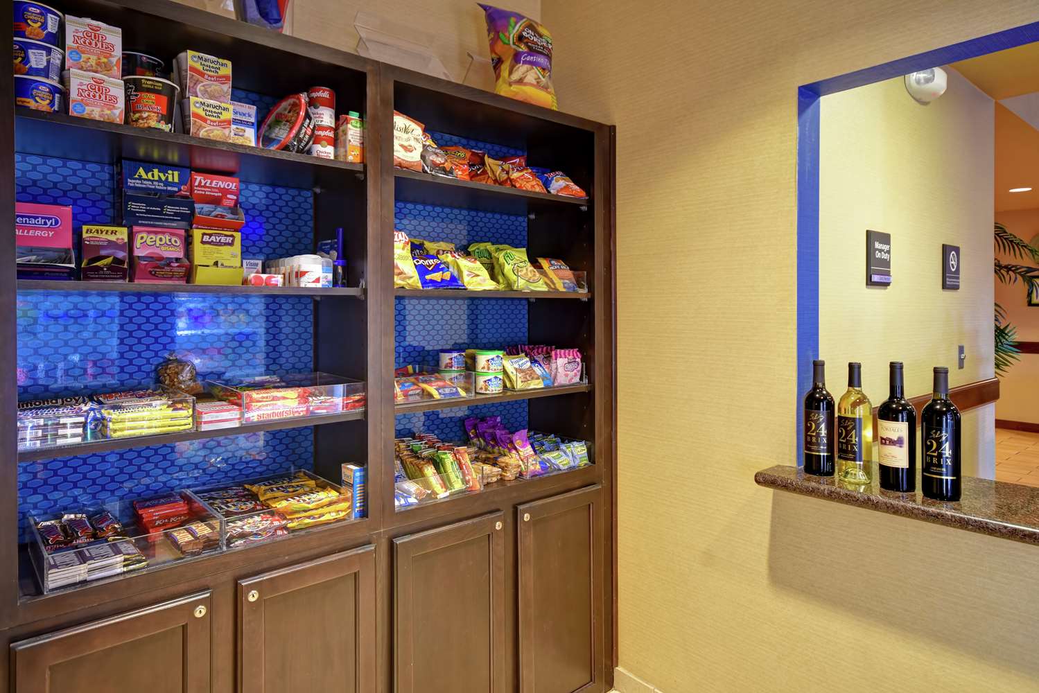 Фото Hampton Inn & Suites Folsom