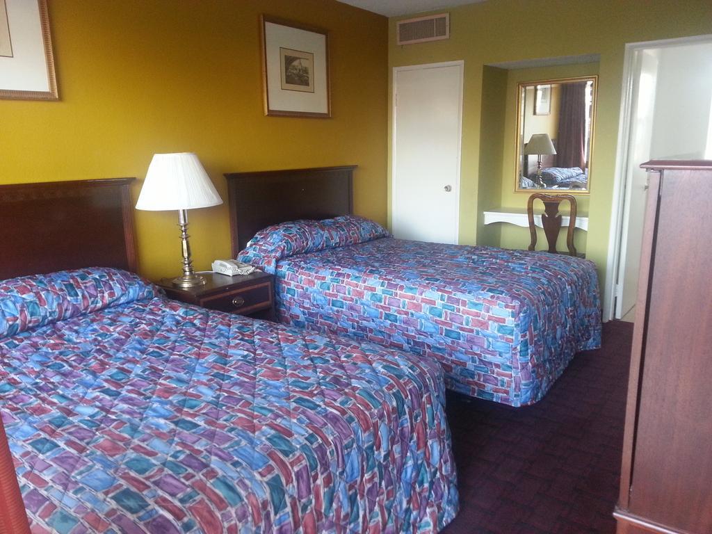 Фото Knights Inn Big Spring