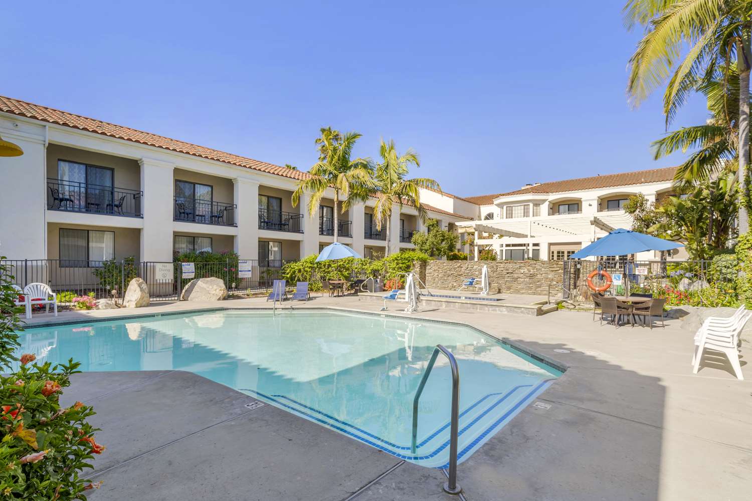 Фото Best Western Posada Royale Hotel & Suites