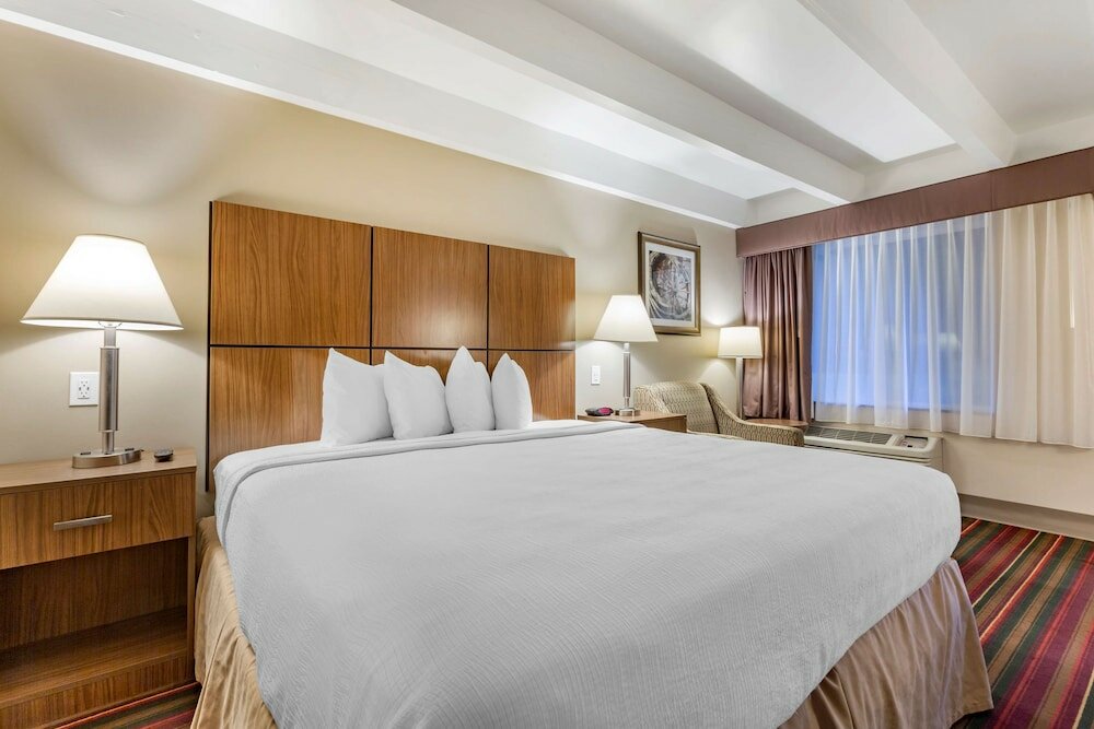 Фото Best Western El Rancho Palacio