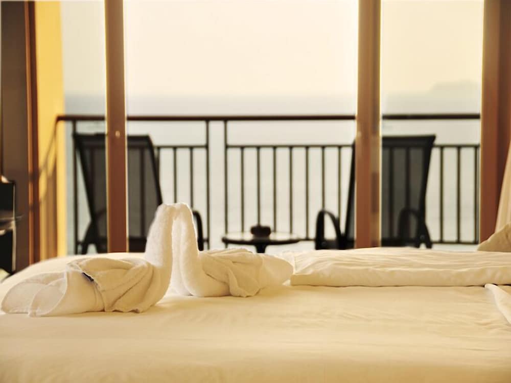 Фото Howard Johnson by Wyndham Resort Sanya Bay