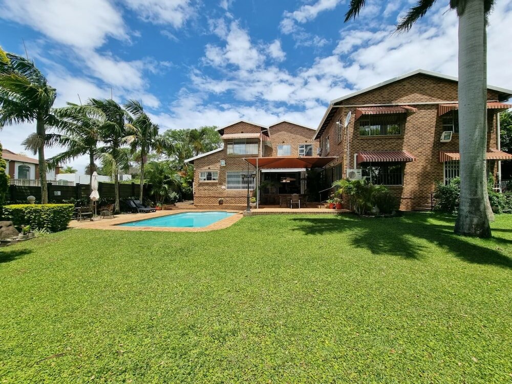 Фото Hillton Manor Guest House