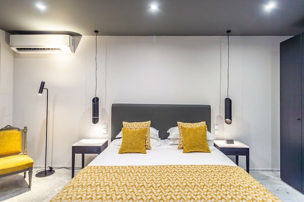 Фото 33 Solonos Suites