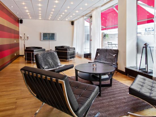 Фото 27183876708