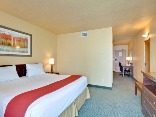 Фото Holiday Inn Express Dryden