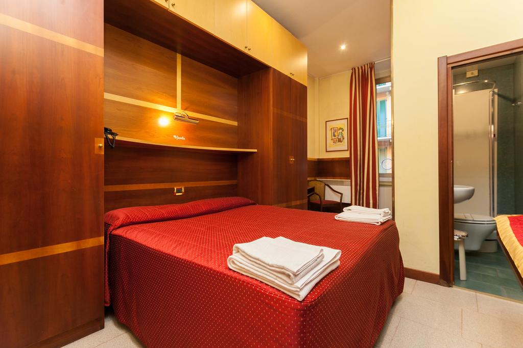 Фото Hotel Fiorella Milano