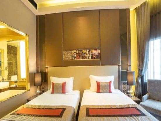 Фото Graceland Hotel Bangkok