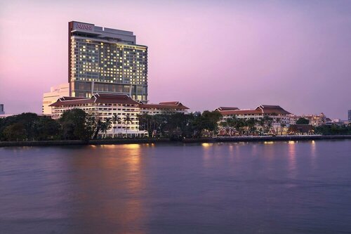 Гостиница Anantara Riverside Bangkok Resort в Бангкоке