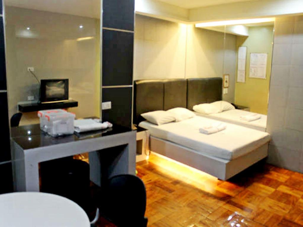 Фото Bermuda Hotel and Restaurant