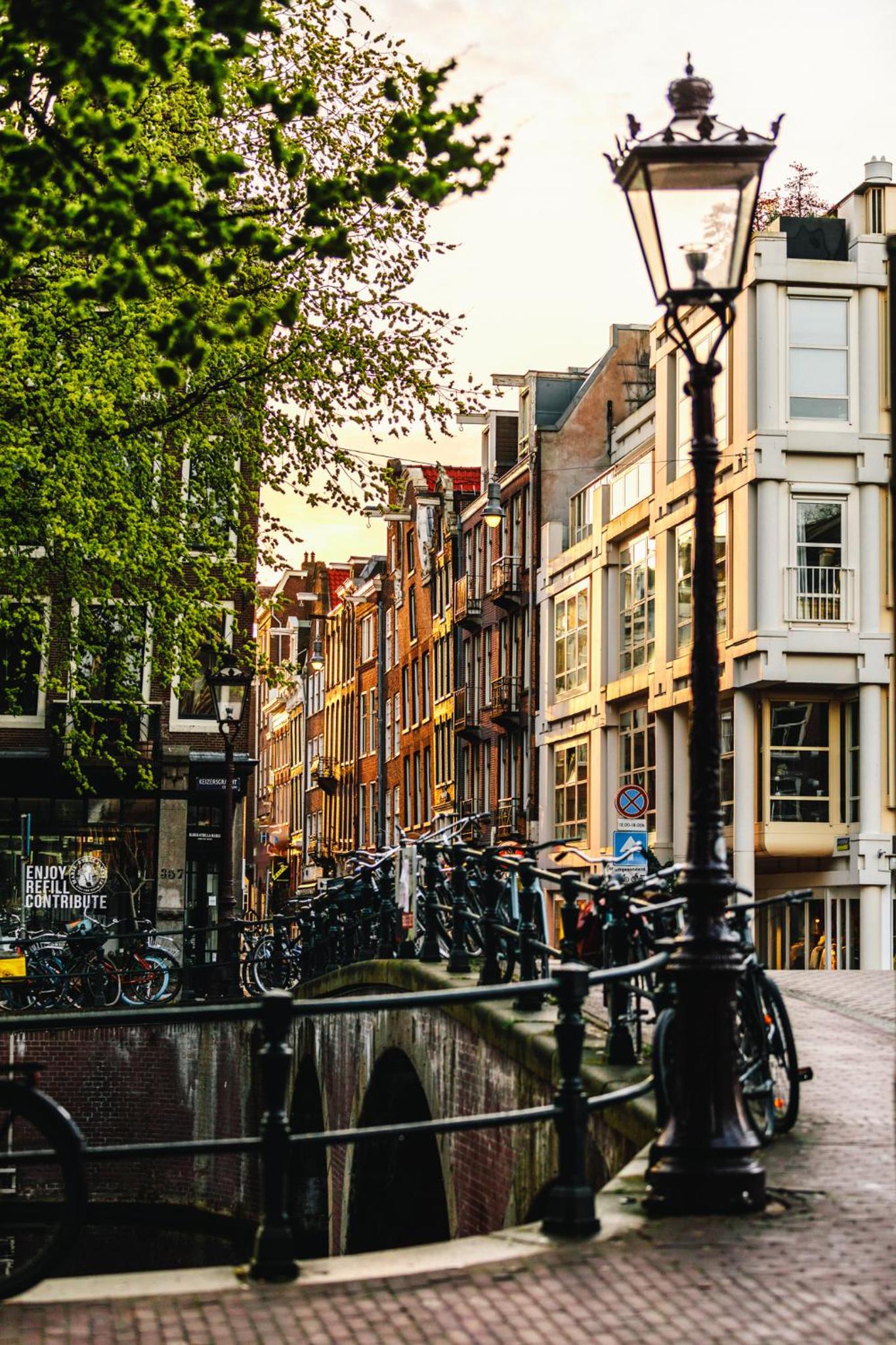 Фото Amsterdam Wiechmann Hotel