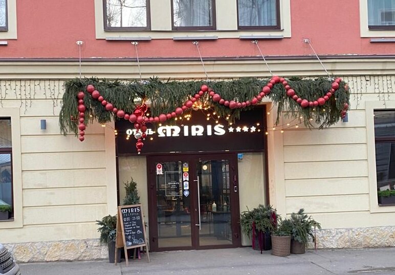 Фото отеля 1