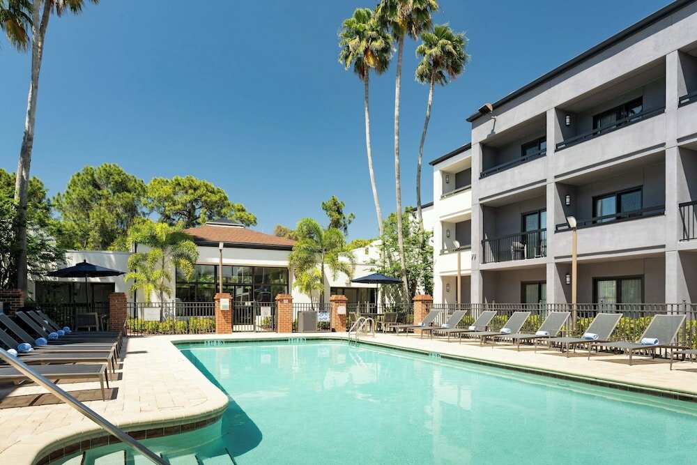 Фото Courtyard St. Petersburg Clearwater